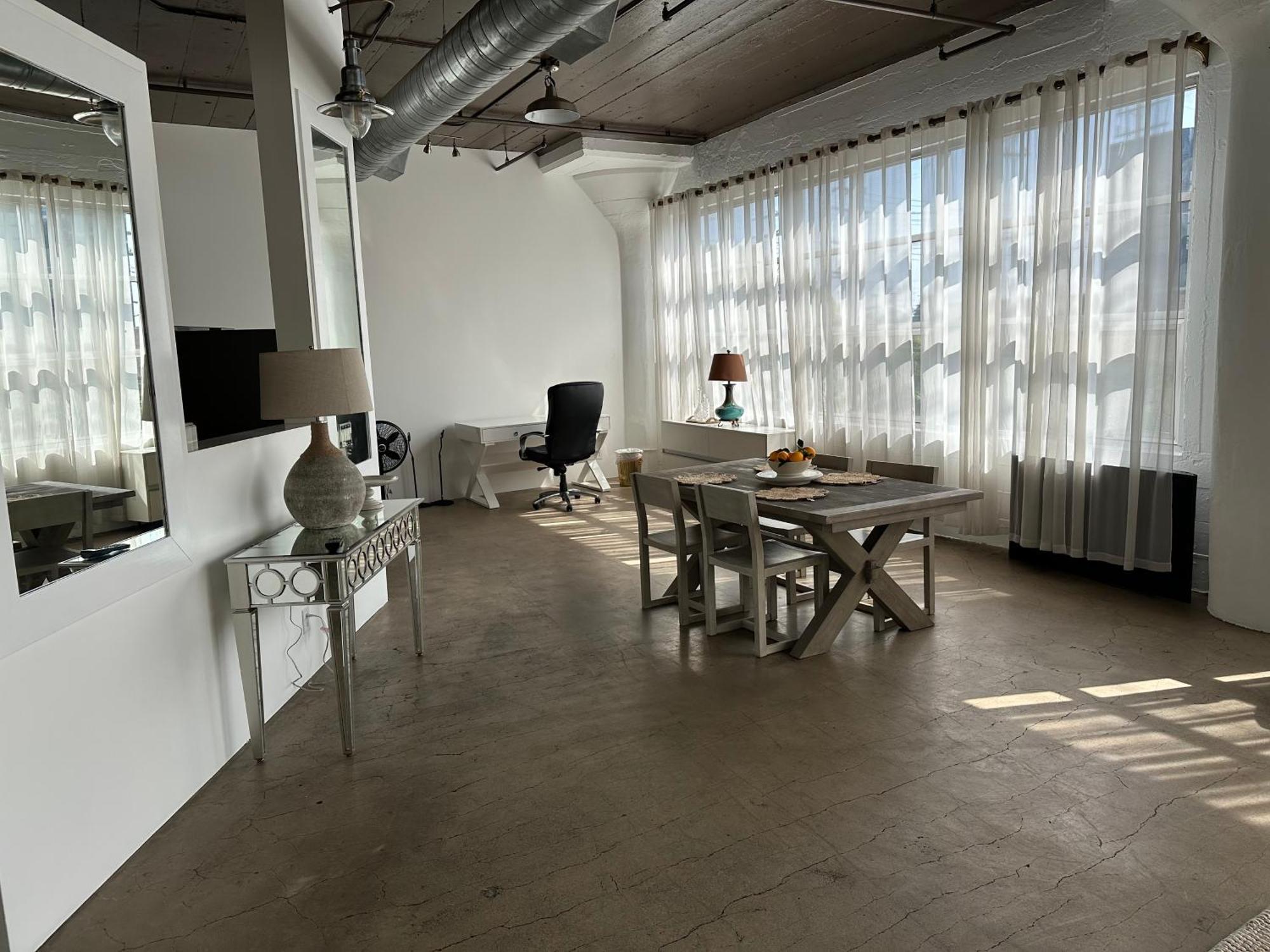 로스앤젤레스 Dt Airy Loft 아파트 외부 사진